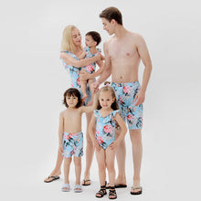 画像をギャラリービューアに読み込む, Family Swimsuits-5