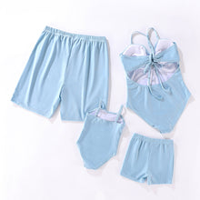 画像をギャラリービューアに読み込む, Family Swimsuits-12