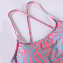 画像をギャラリービューアに読み込む, Woman Swimsuits-19